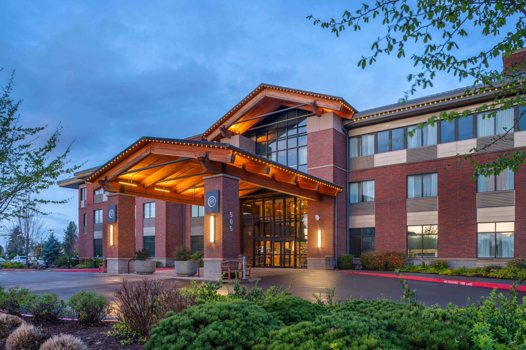 Best Western Premier Boulder Falls Inn Lebanon Εξωτερικό φωτογραφία