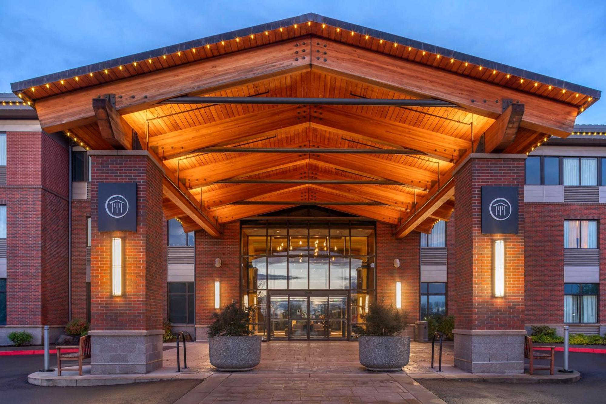 Best Western Premier Boulder Falls Inn Lebanon Εξωτερικό φωτογραφία